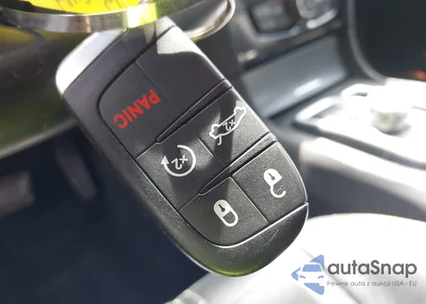 2015 Chrysler 300 300S z USA, uszkodzony, nr VIN 2C3CCAGG9FH831258